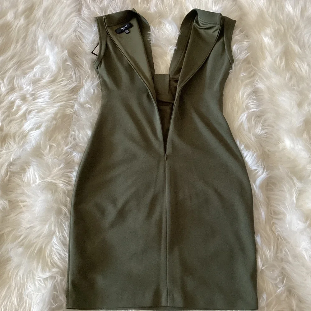 Guess Dress, Size 4, Color Olive Green - Picture 5 of 5